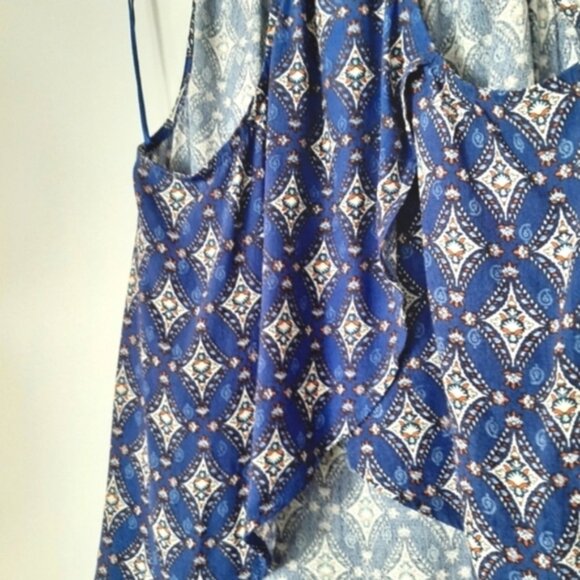 ASTR Anthropologie Split Back Scoop Neck Blue Patterned Tank Top Sz XS - Picture 10 of 12